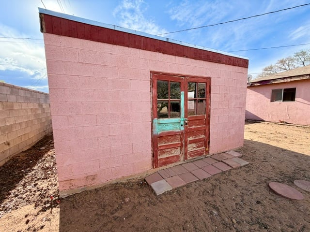 713 Washington Ave photo