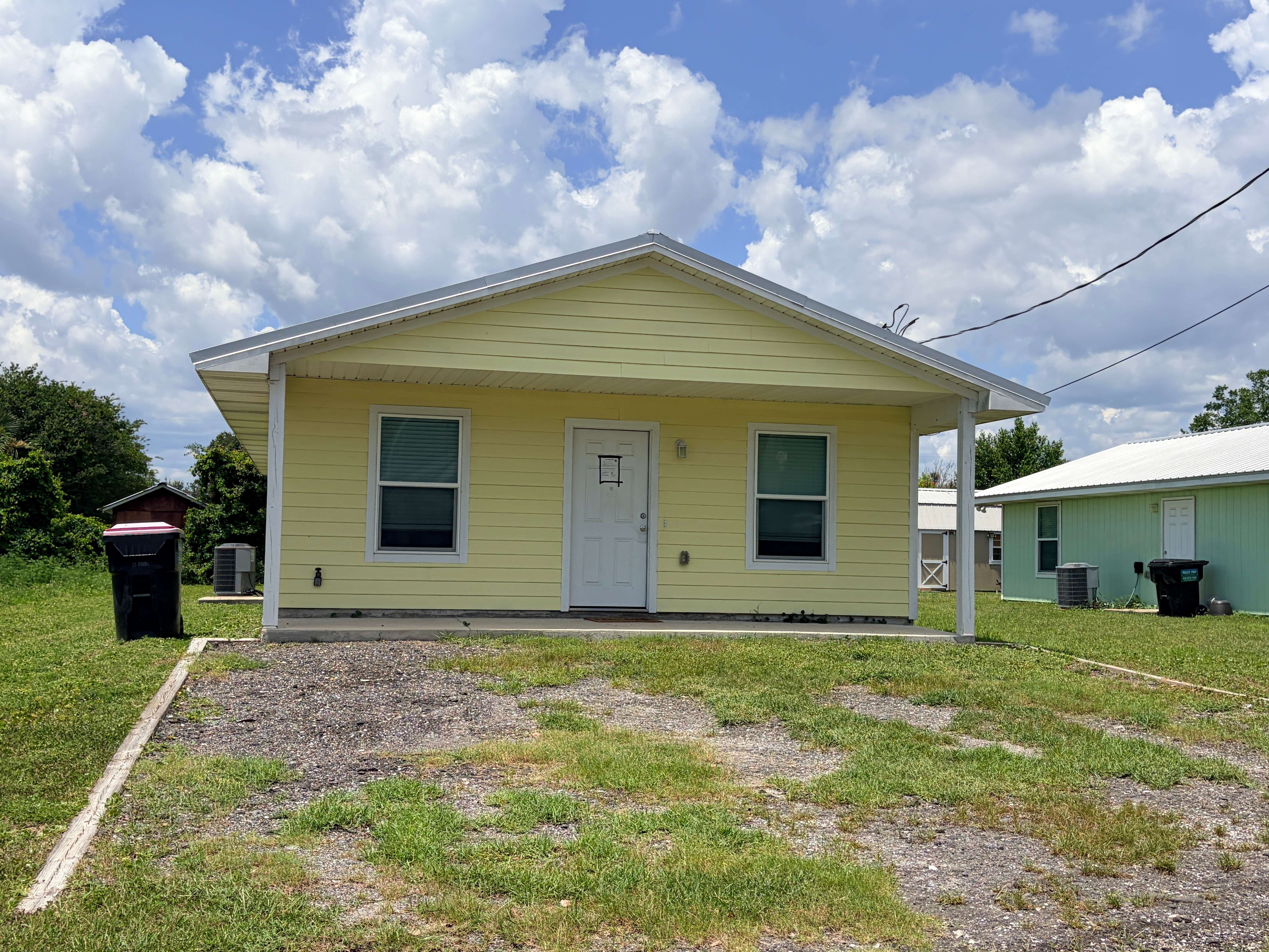 Photograph of 3111 E 2nd Plz, Panama City, FL 32401