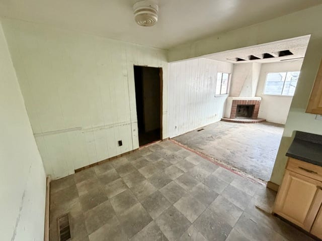 713 Washington Ave photo