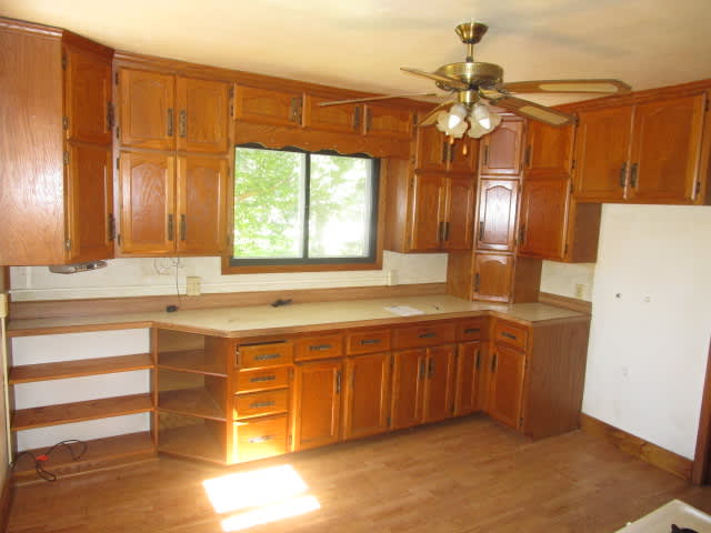 216 E Main St photo