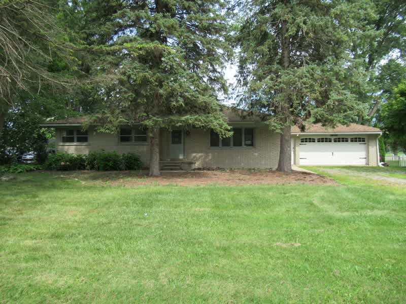 Single Family Home 3BR 1.1BA - 50300 North Ave, Macomb, MI