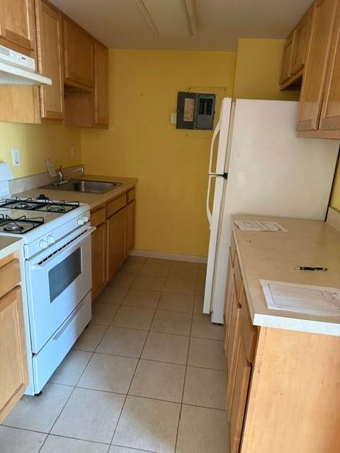 2760 Naylor Rd Se 104n photo
