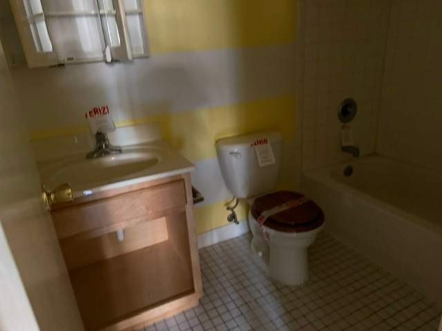 2760 Naylor Rd Se 104n photo