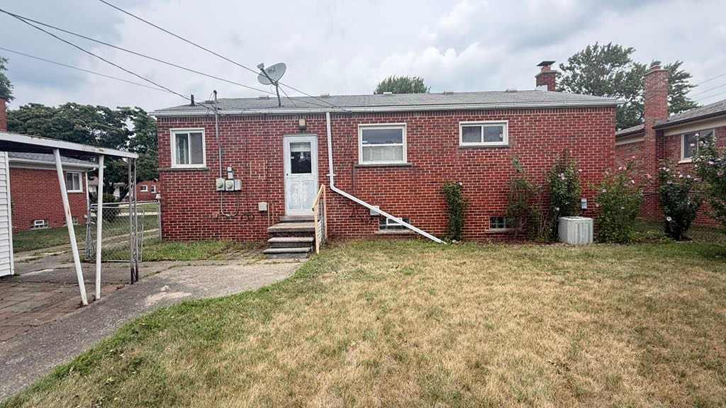 30435 Rosslyn Ave photo