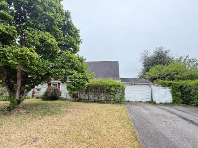 Single Family Home 4BR 2BA — 2606 Felter Ln, Bowie, MD
