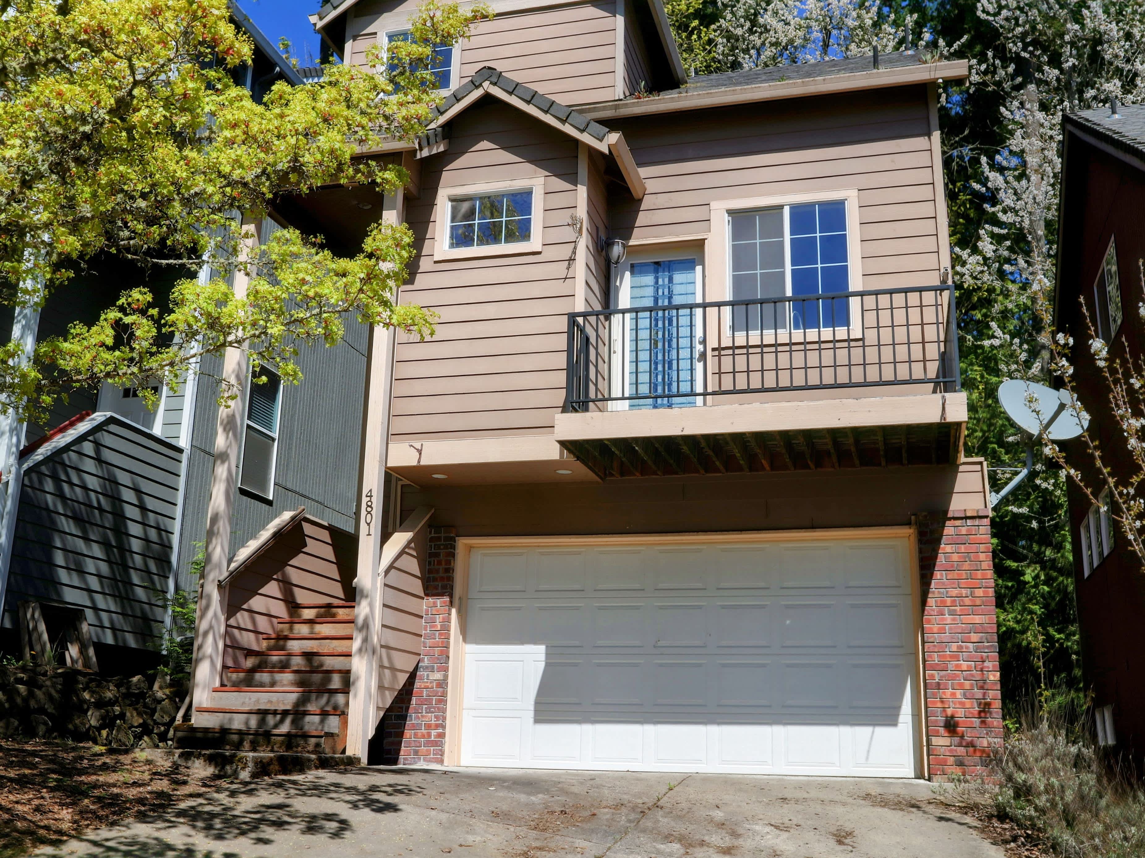 Photograph of 4801 Se Paladin Ln, Hillsboro, OR 97123