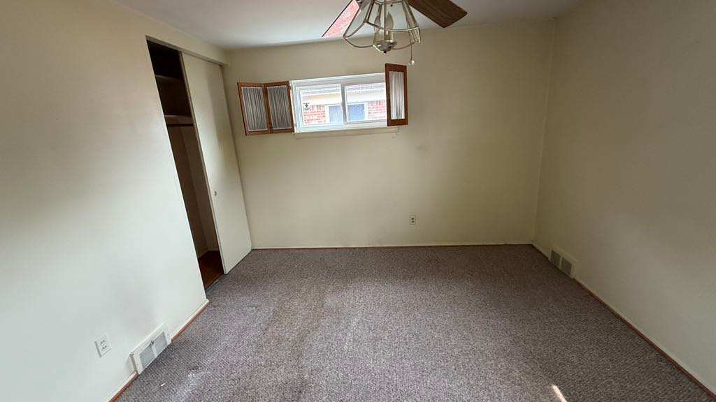 30435 Rosslyn Ave photo