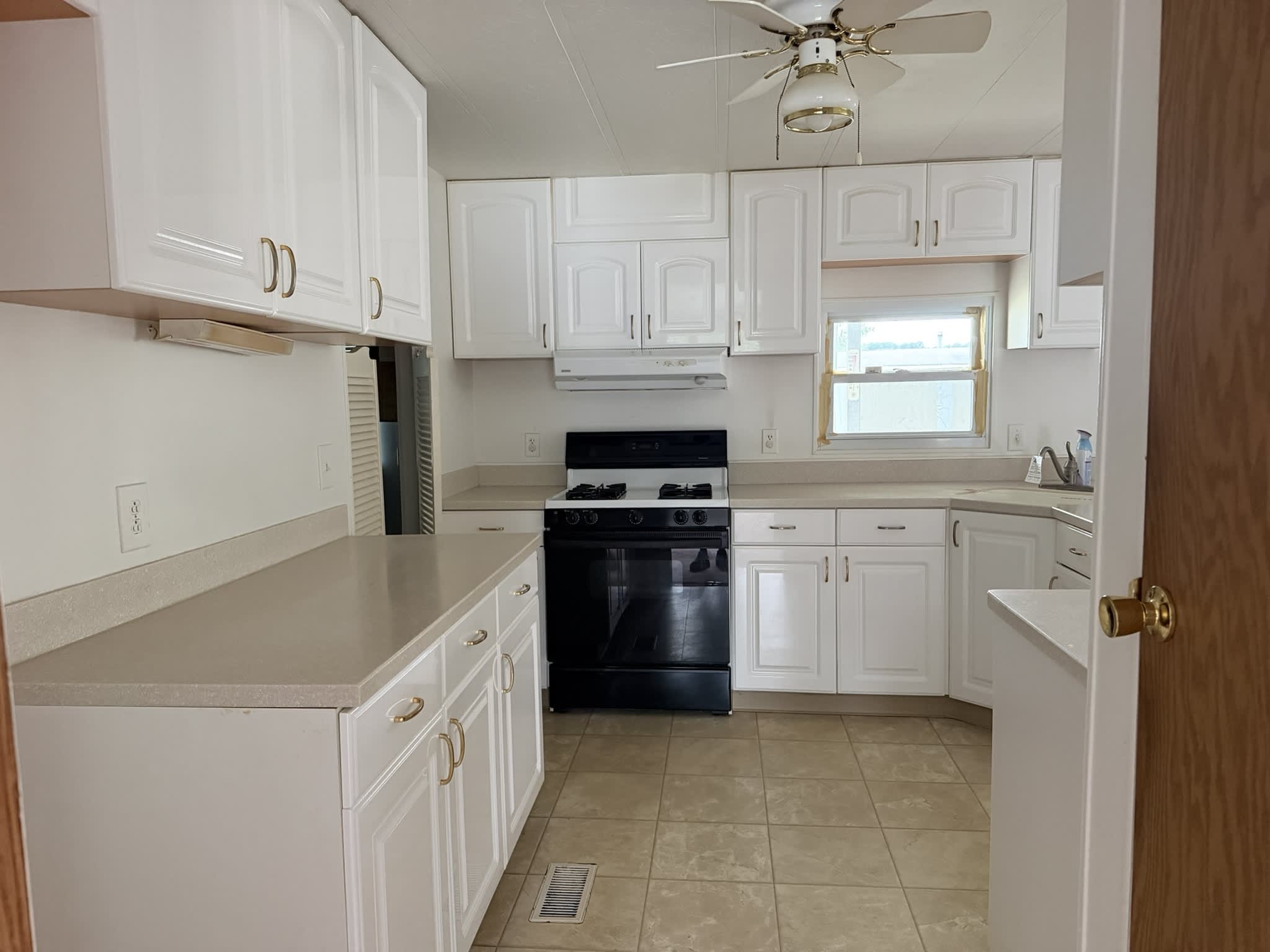 27020 Galley Dr photo