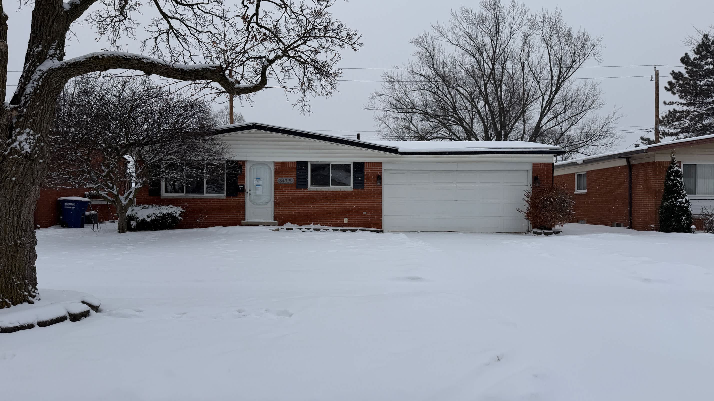 Photograph of 34315 Sheridan St, Westland, MI 48185