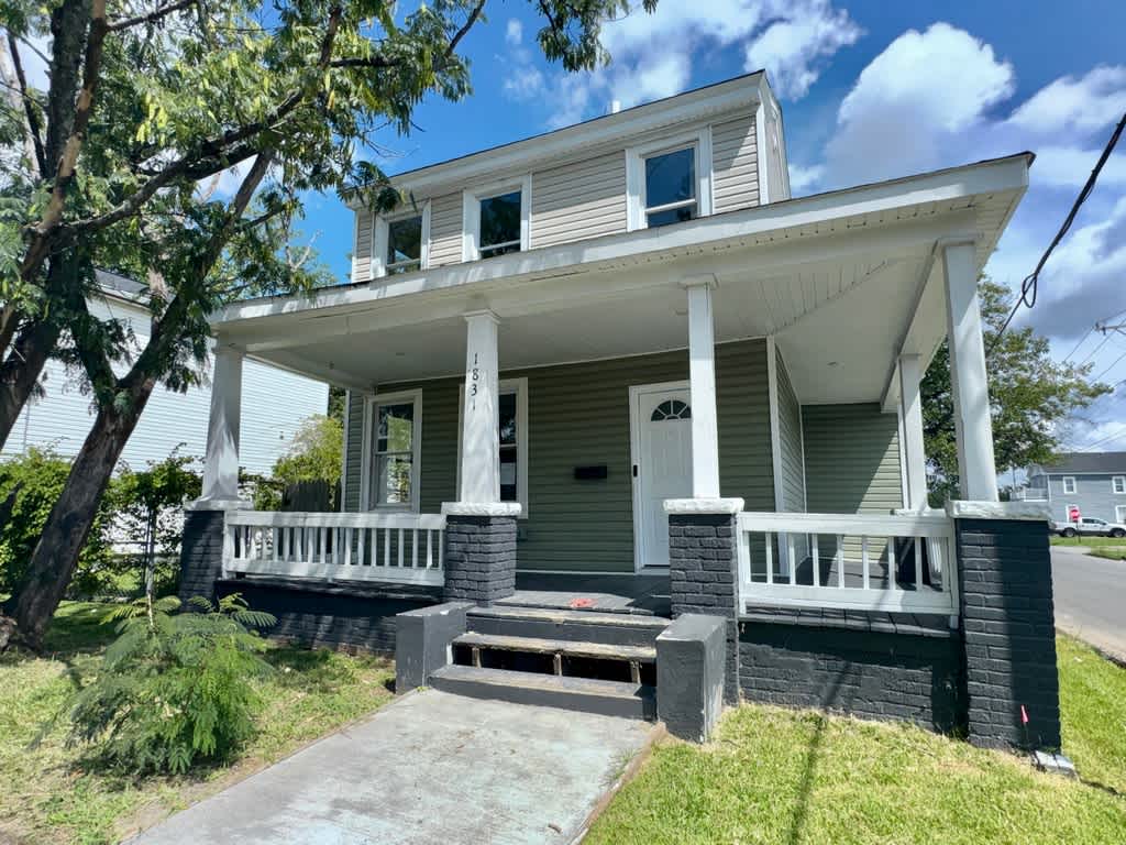 Single Family Home 4BR 2BA - 1831 Lasalle Ave, Portsmouth, VA