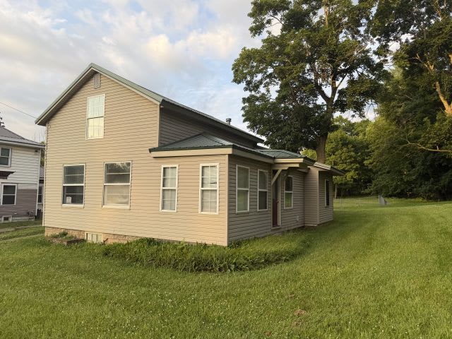 2203 Cooper St photo