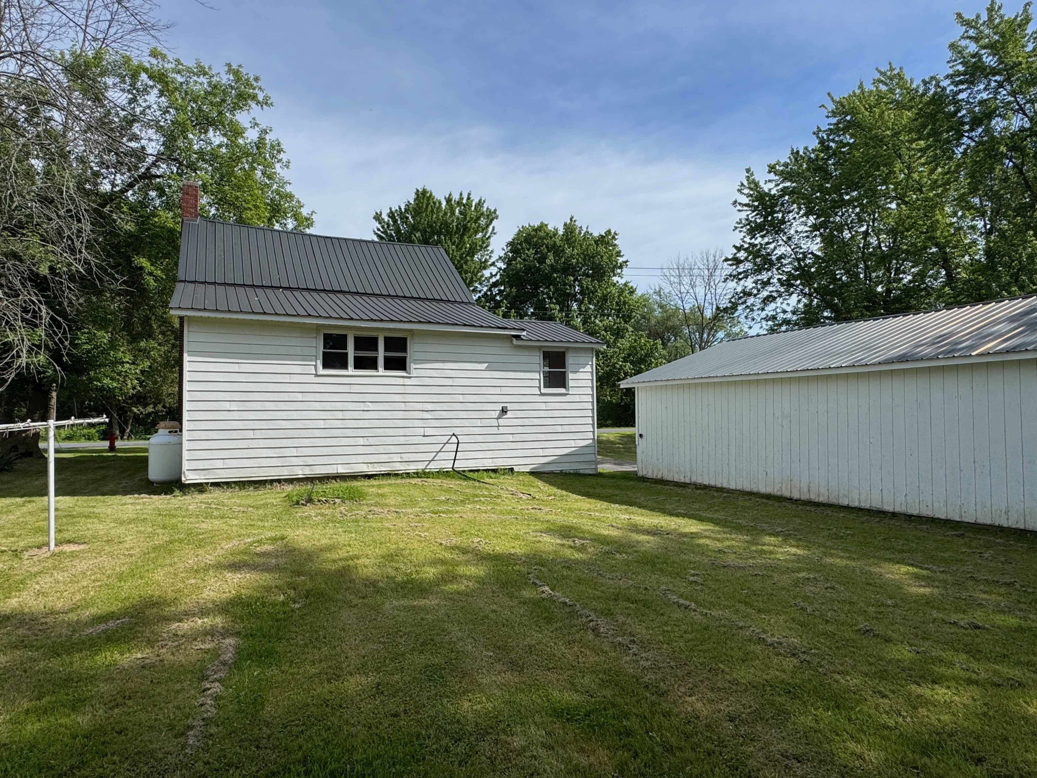 229 Duprey Rd photo
