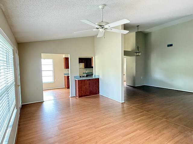 2232 Springmeadow Dr photo