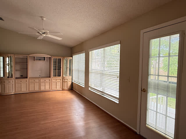 2232 Springmeadow Dr photo