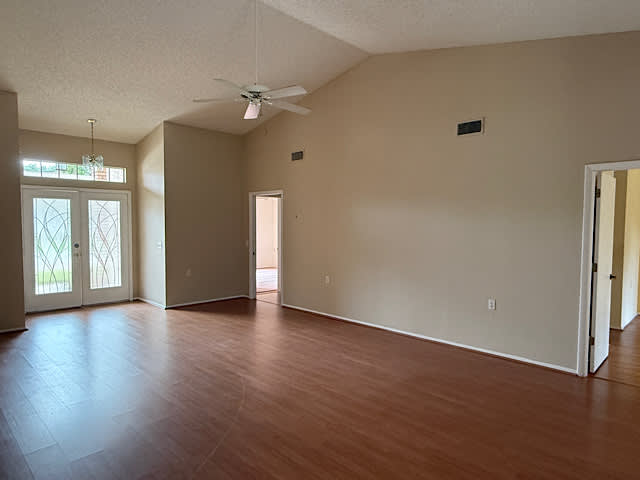 2232 Springmeadow Dr photo