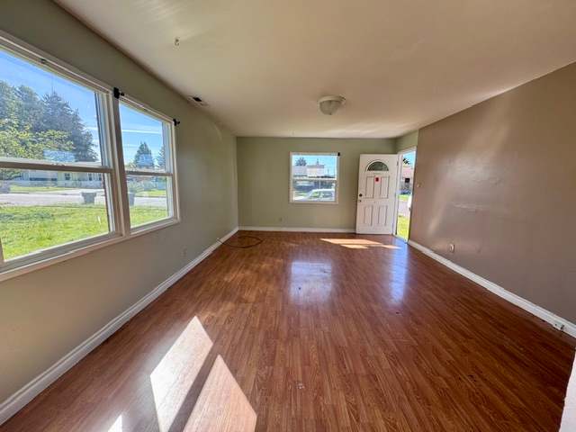 307 Cypress St photo