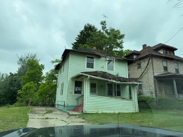 Single Family Home 3BR 1BA - 420 E Dayton St, Flint, MI