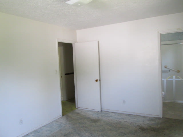 1132 Lockett Dr photo