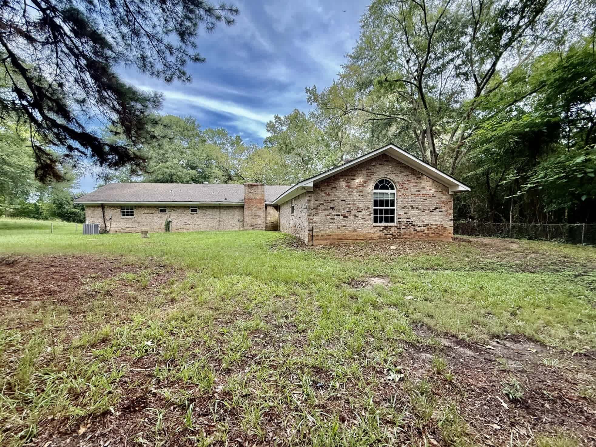 337 Bellburn Rd photo