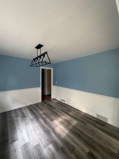 815 Canterbury Dr photo