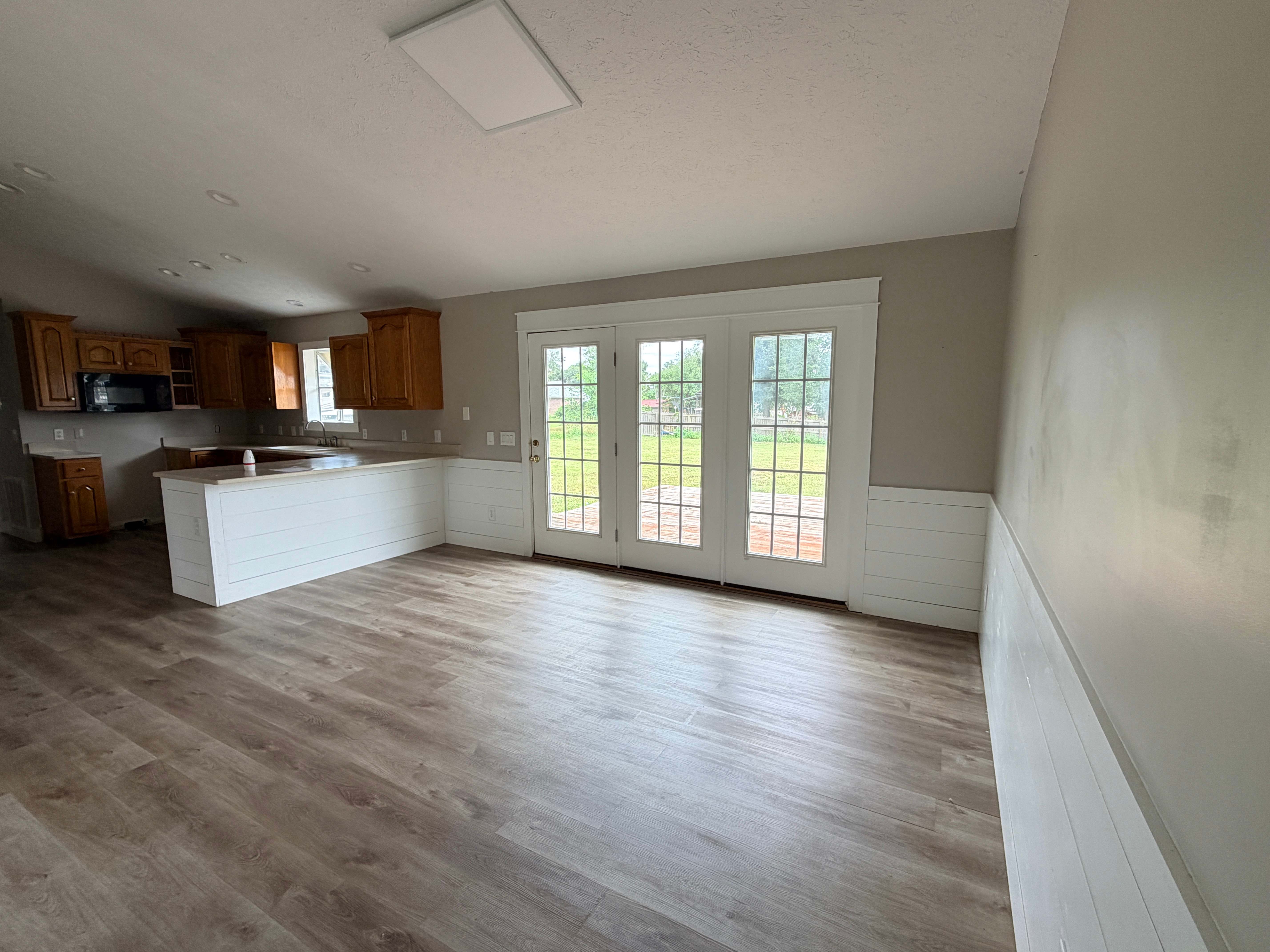 9206 Cherokee Street photo