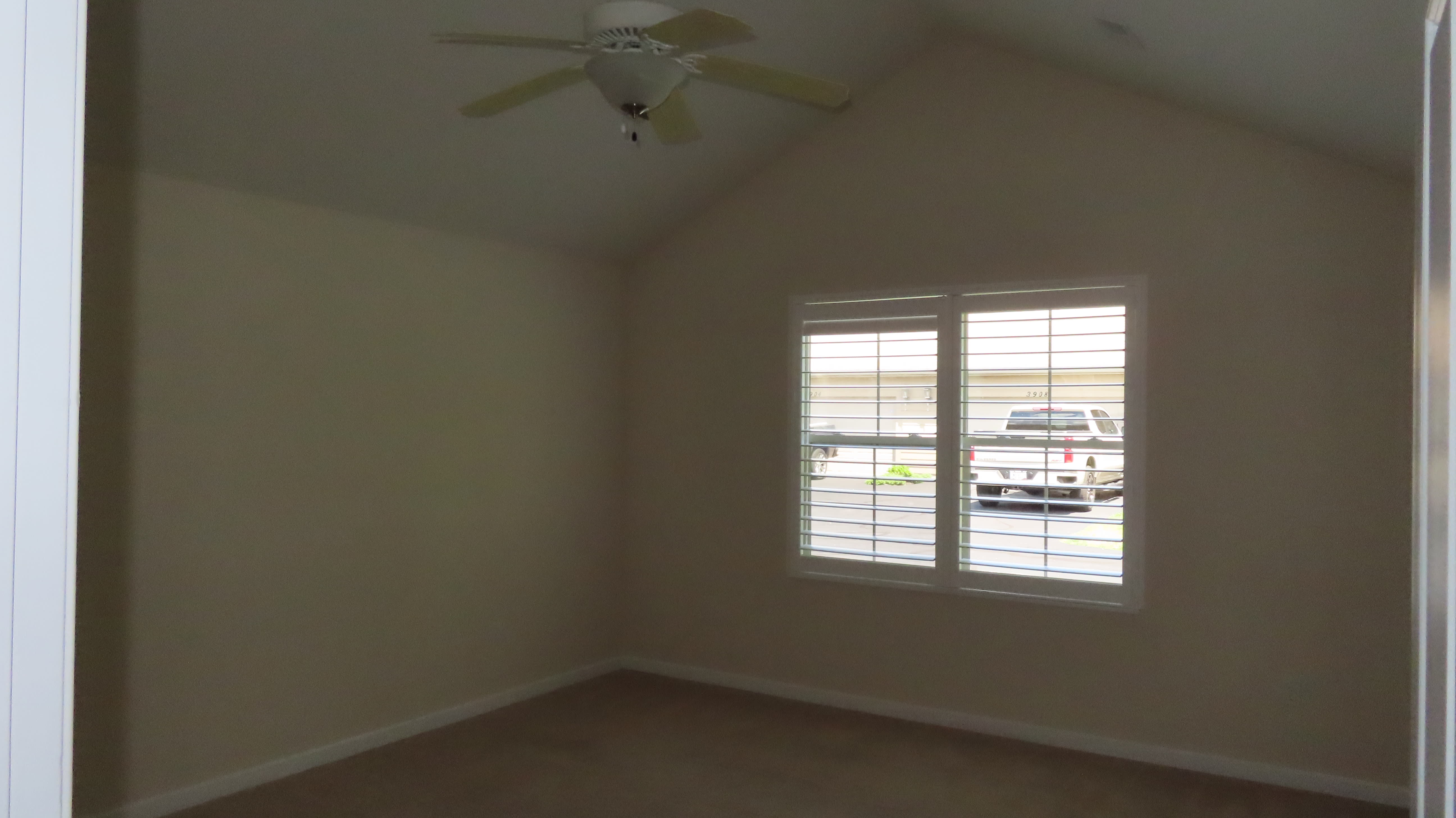 3916 Coventry Ln photo