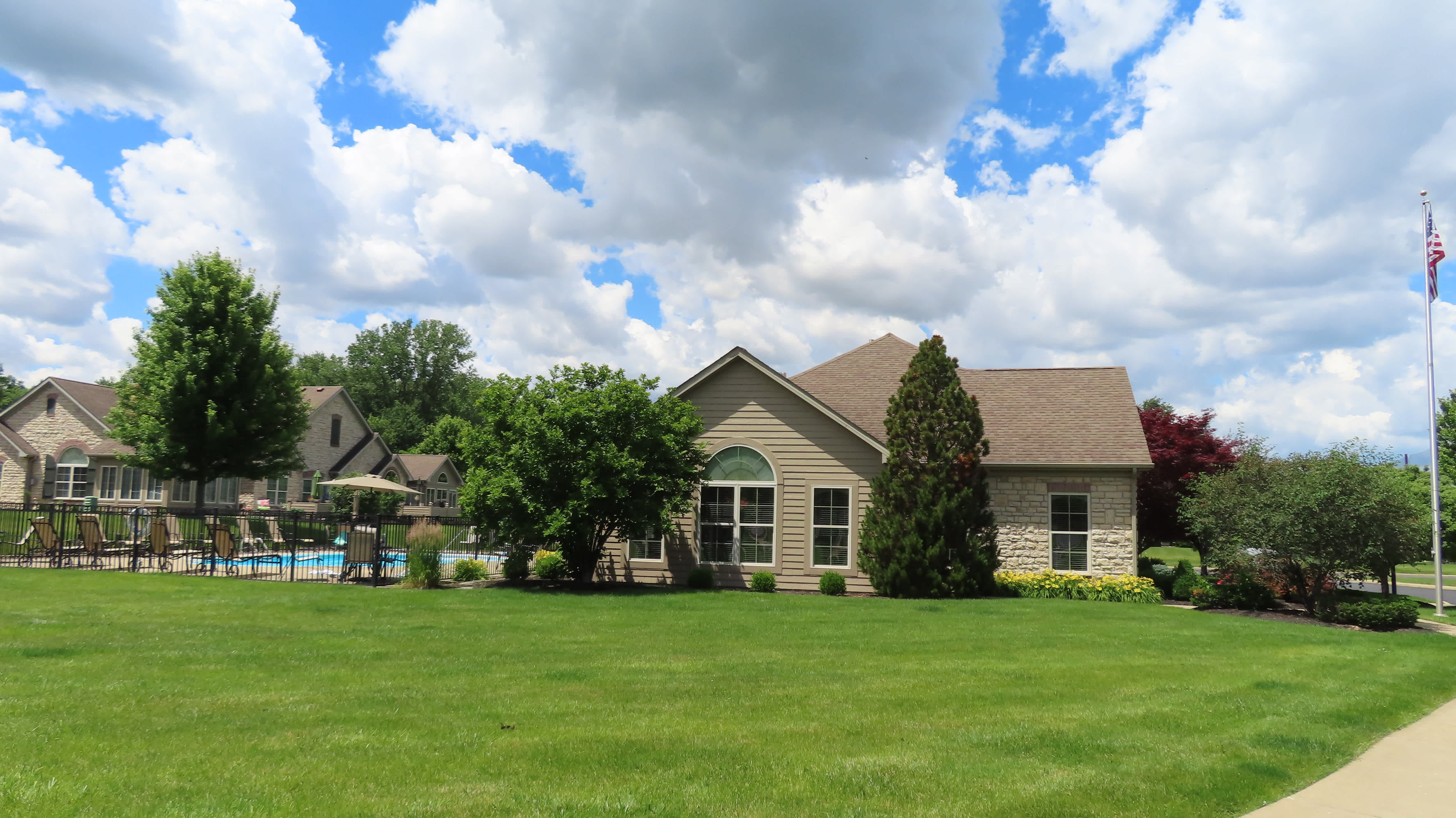 3916 Coventry Ln photo