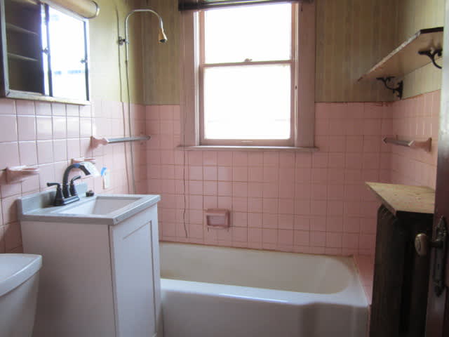 1535 Adams St NE photo