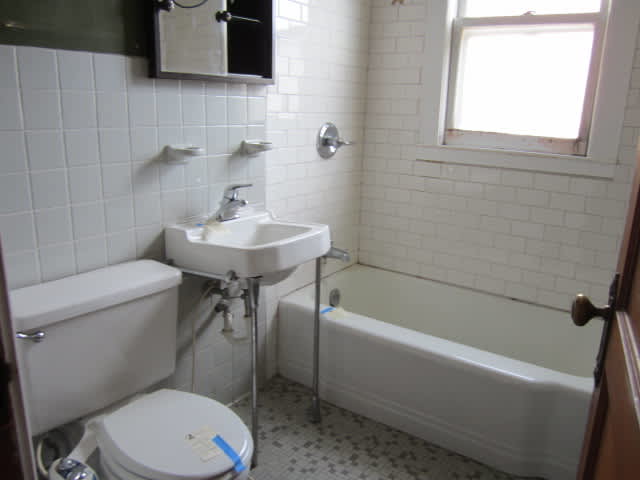 1535 Adams St NE photo