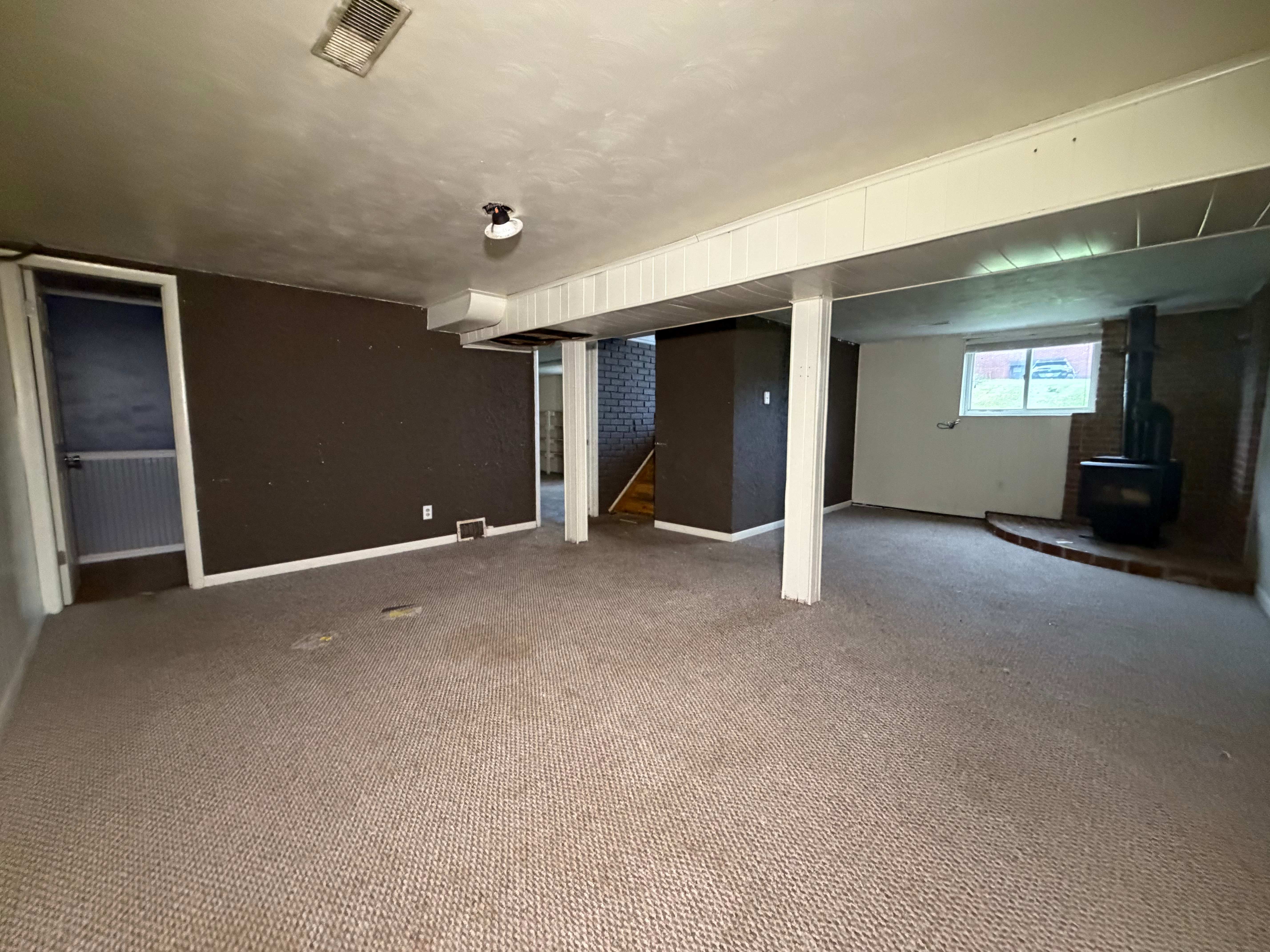 305 Sycamore St photo