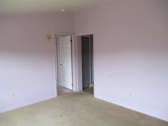 274 Hillside Dr photo