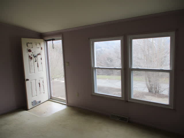 274 Hillside Dr photo
