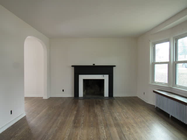 609 Demuth St photo
