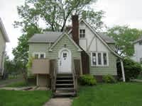 Single Family Home 4BR 1.1BA — 17408 Woodbury Ave, Cleveland, OH