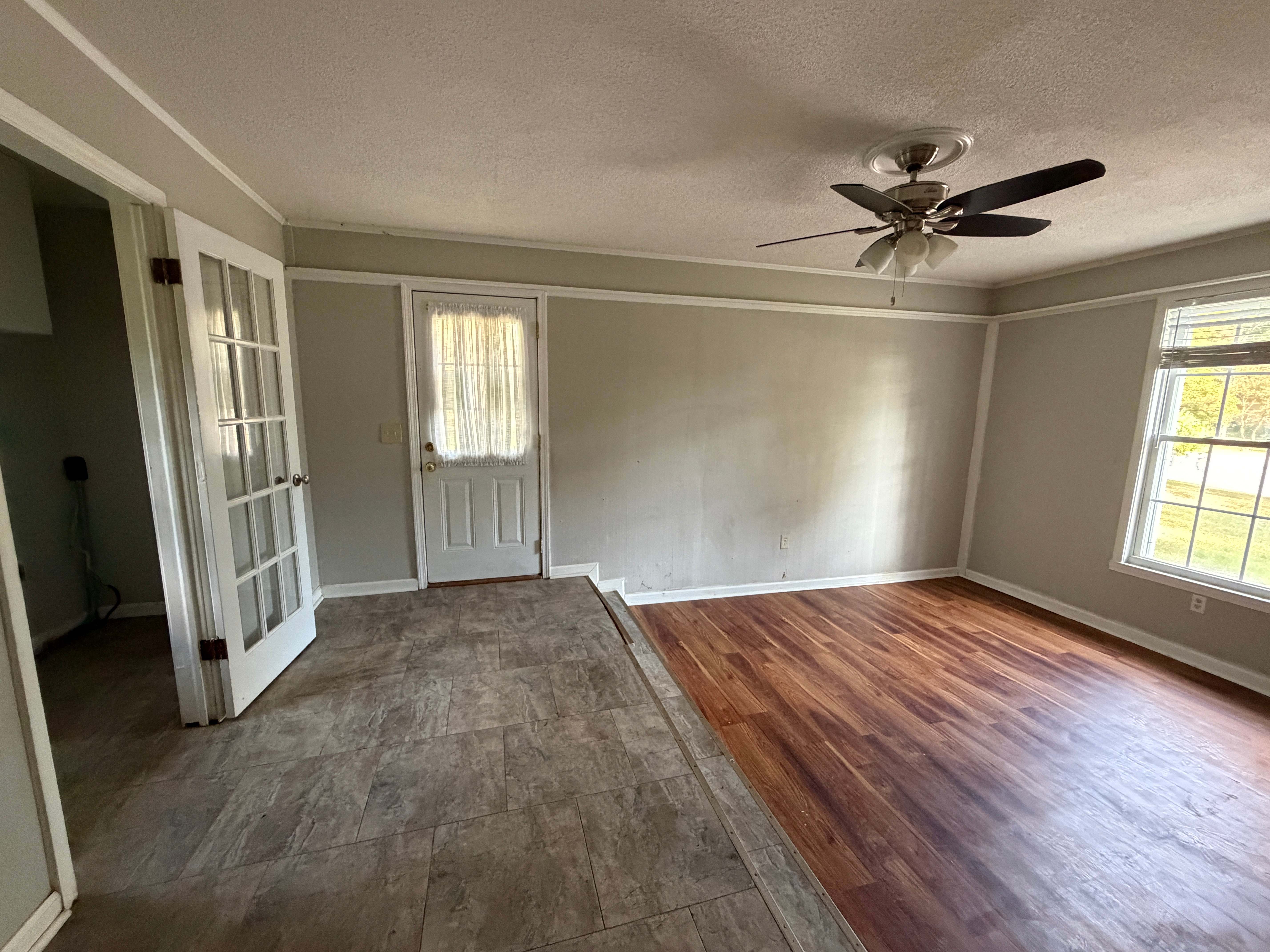74 Newport Dr photo