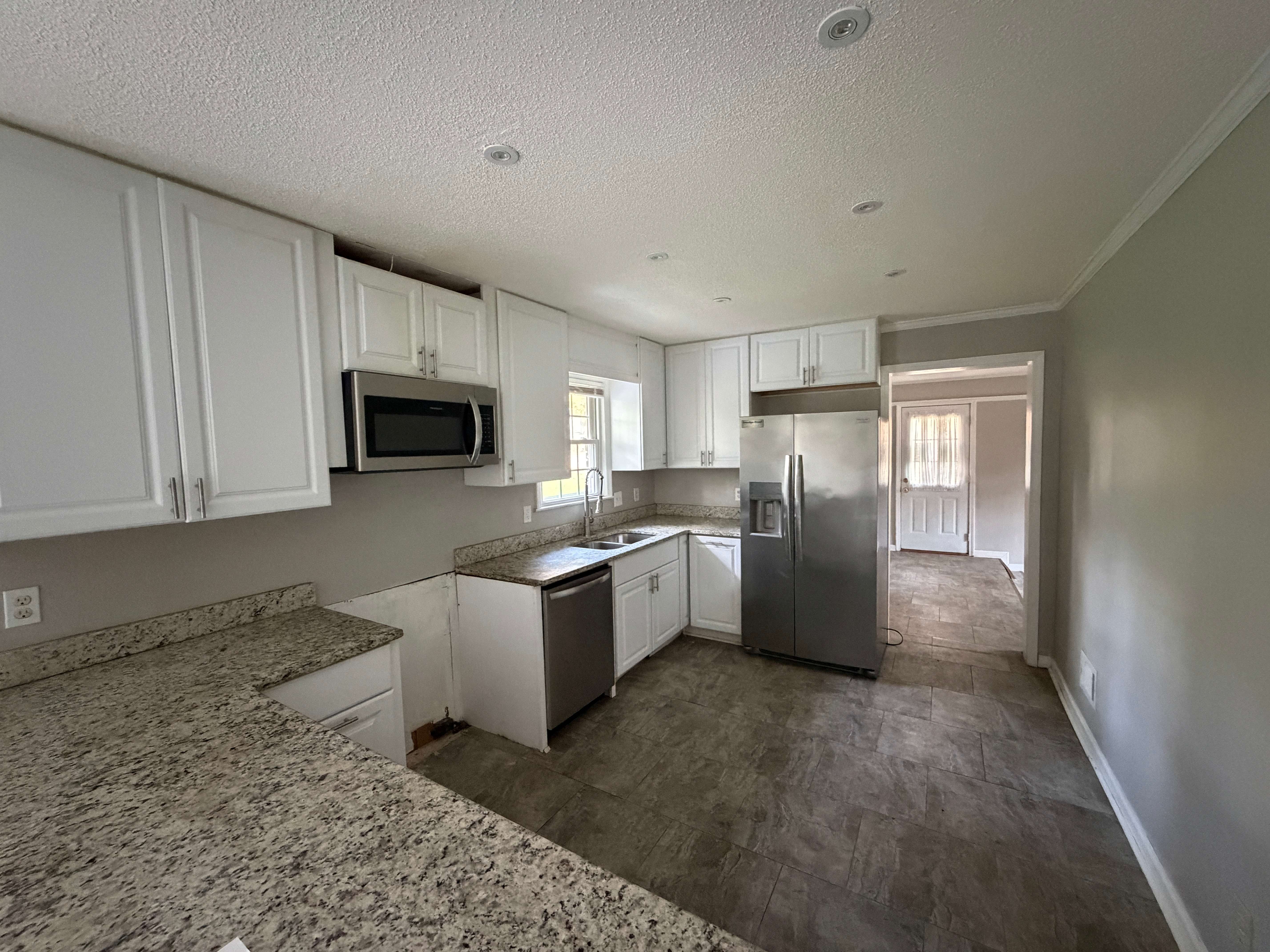 74 Newport Dr photo