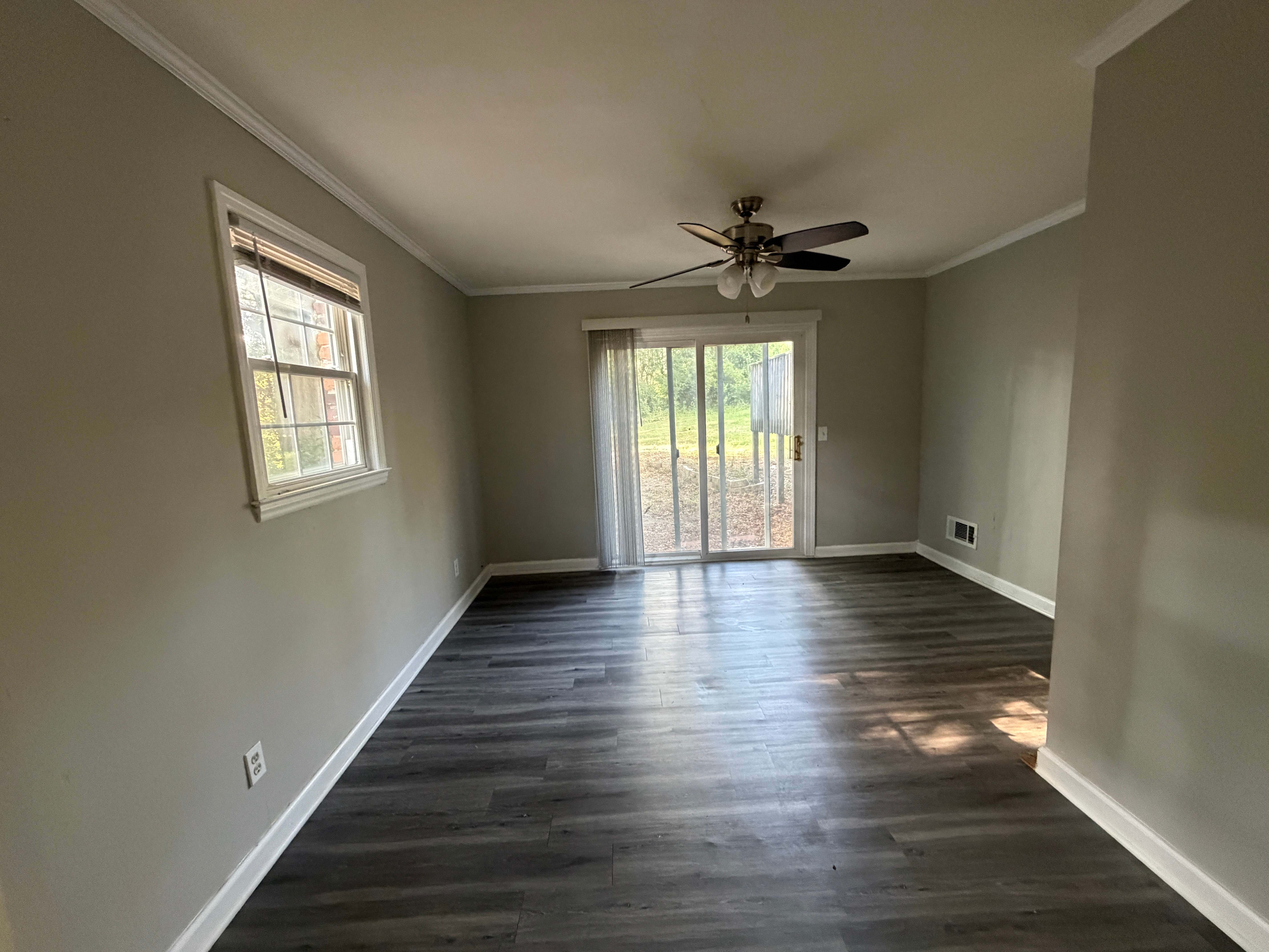74 Newport Dr photo