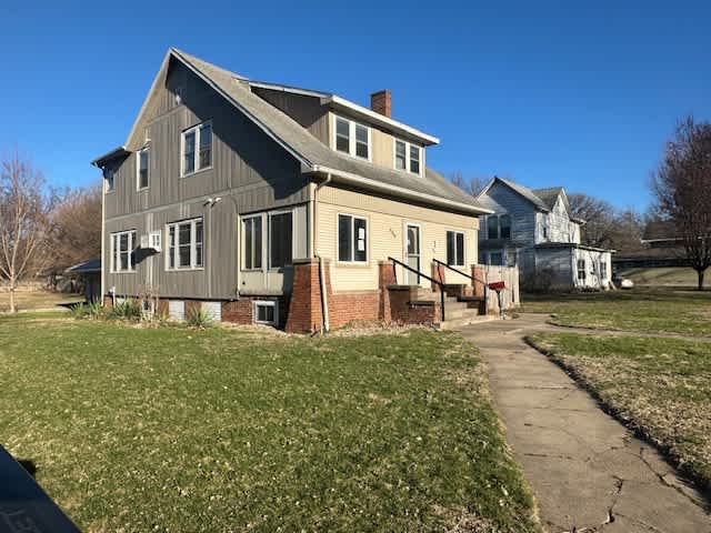 806 S Elm St photo