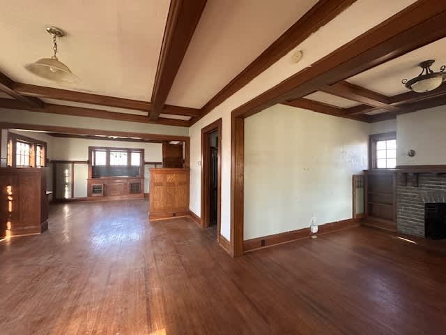 806 S Elm St photo