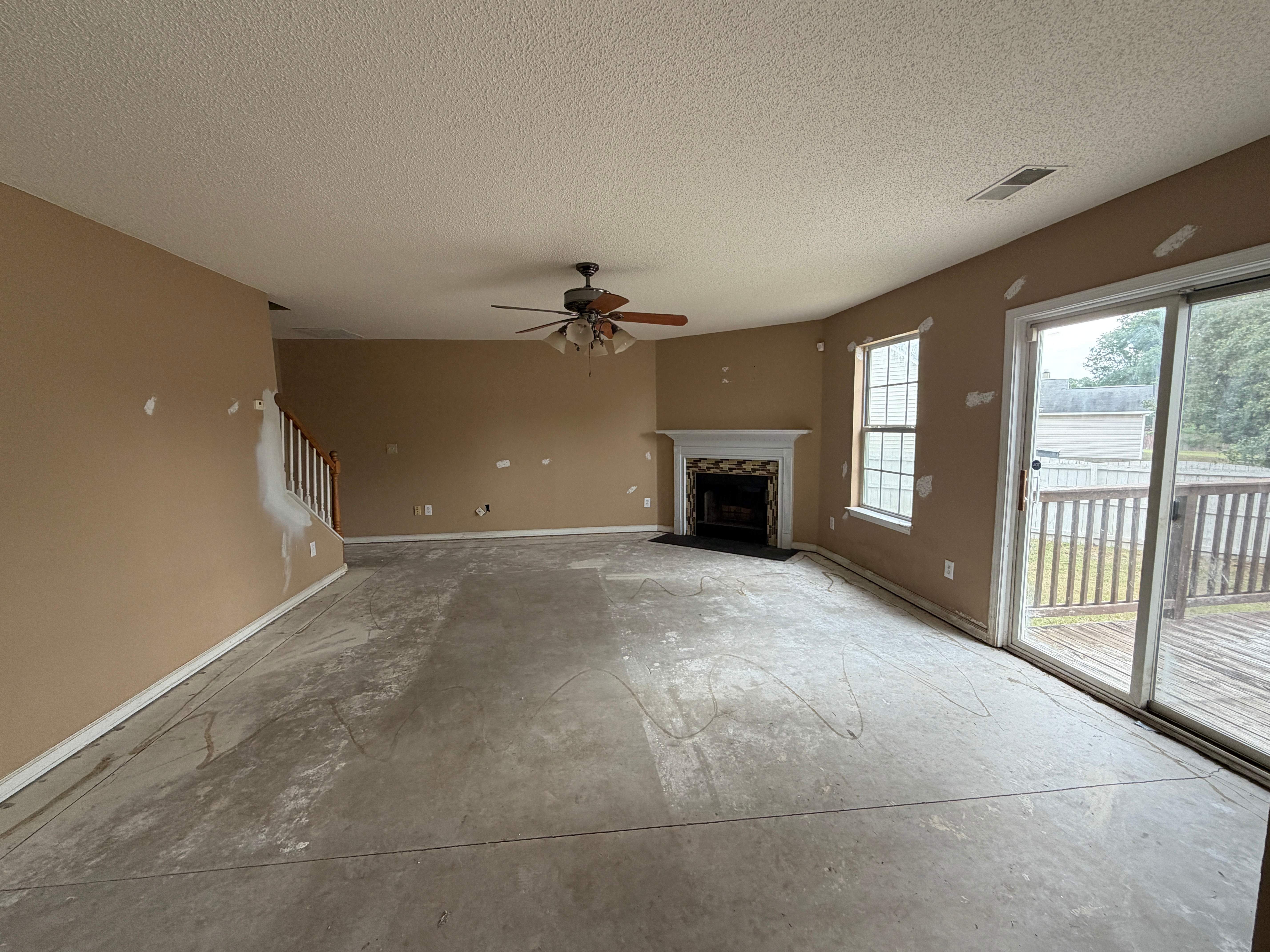 153 Hardwood Dr photo