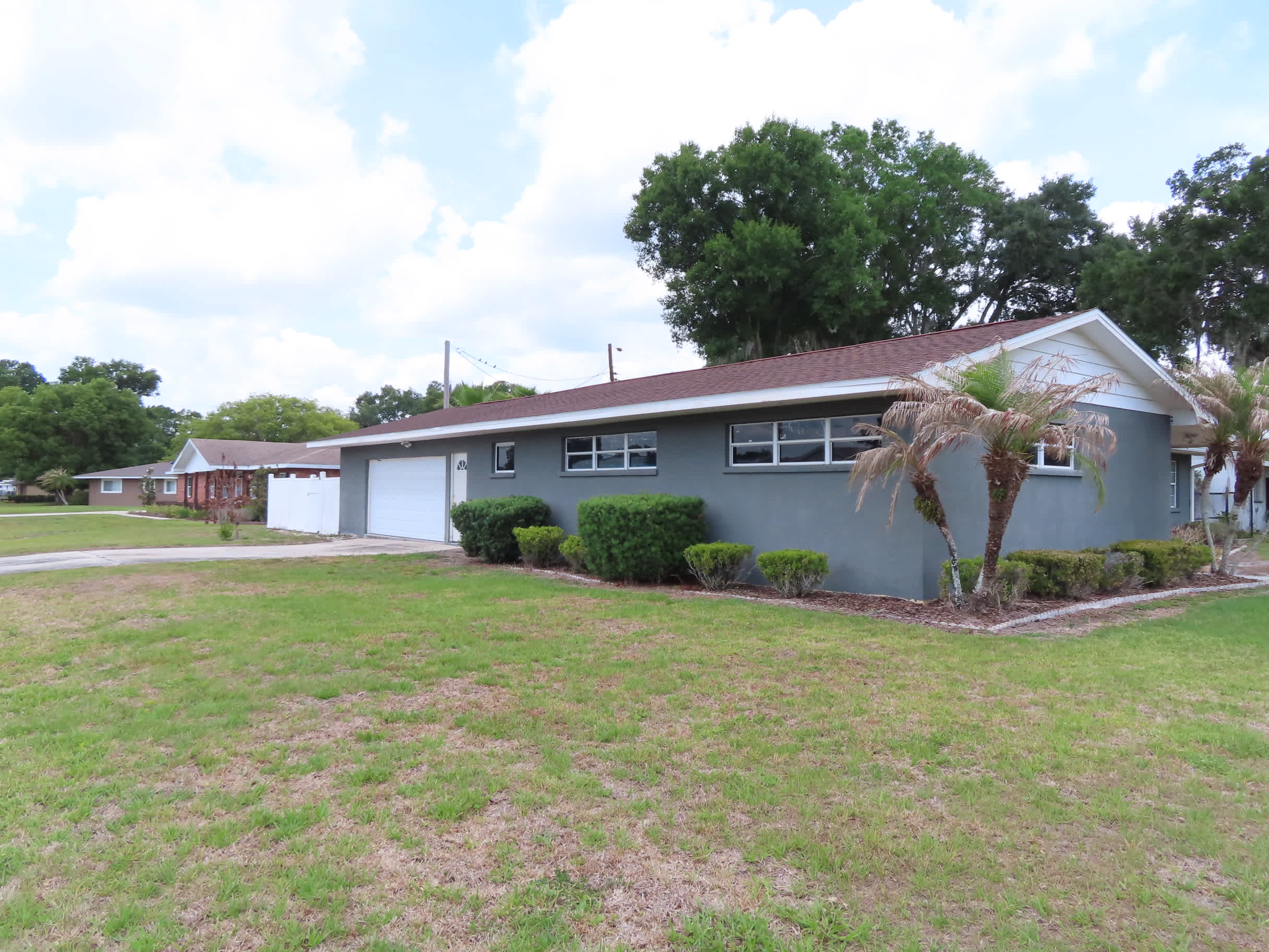 5702 Jacaranda Ave photo