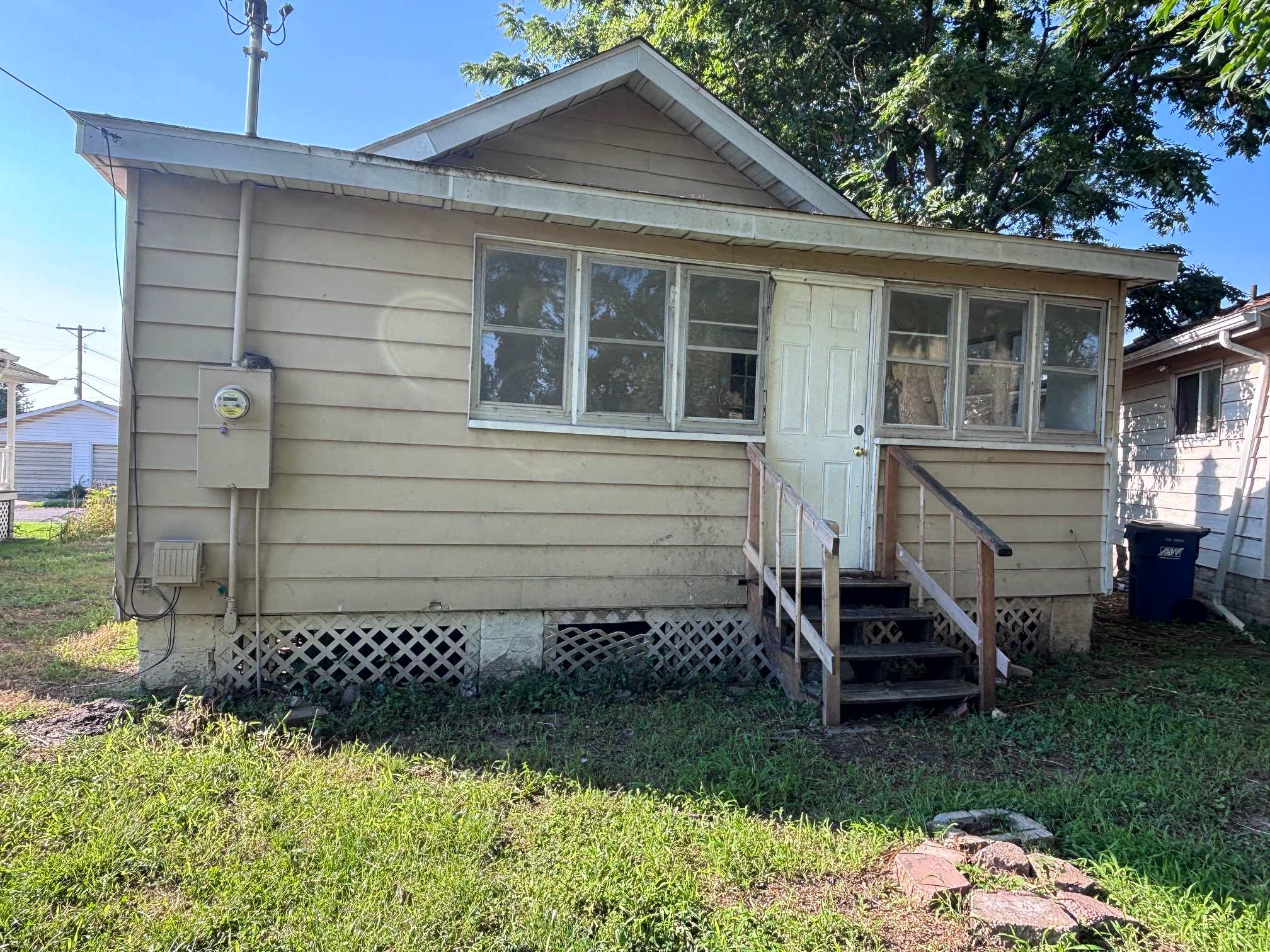 114 Grand Ave photo