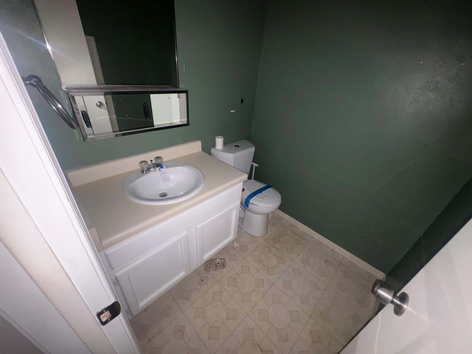 7665 E Eastman Ave Unit 204b photo
