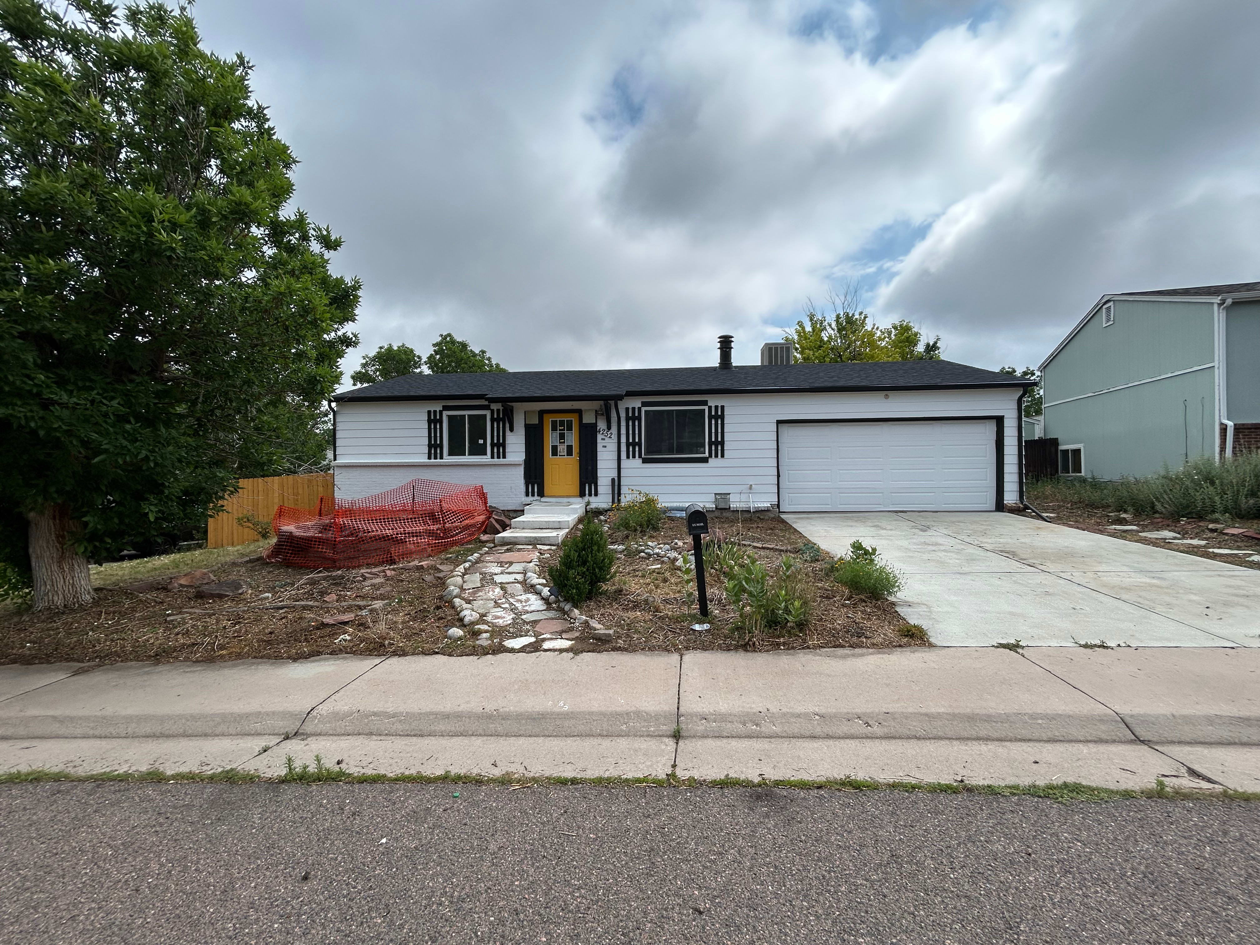 Single Family Home 2BR 1BA - 4252 S Quintero Way, Aurora, CO