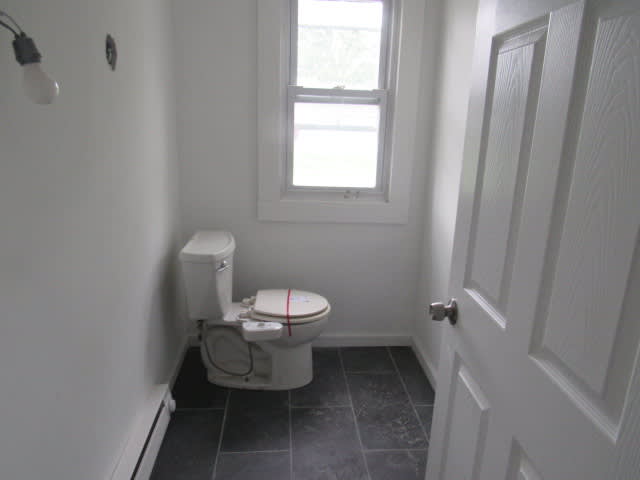 2060 Oakridge Dr photo