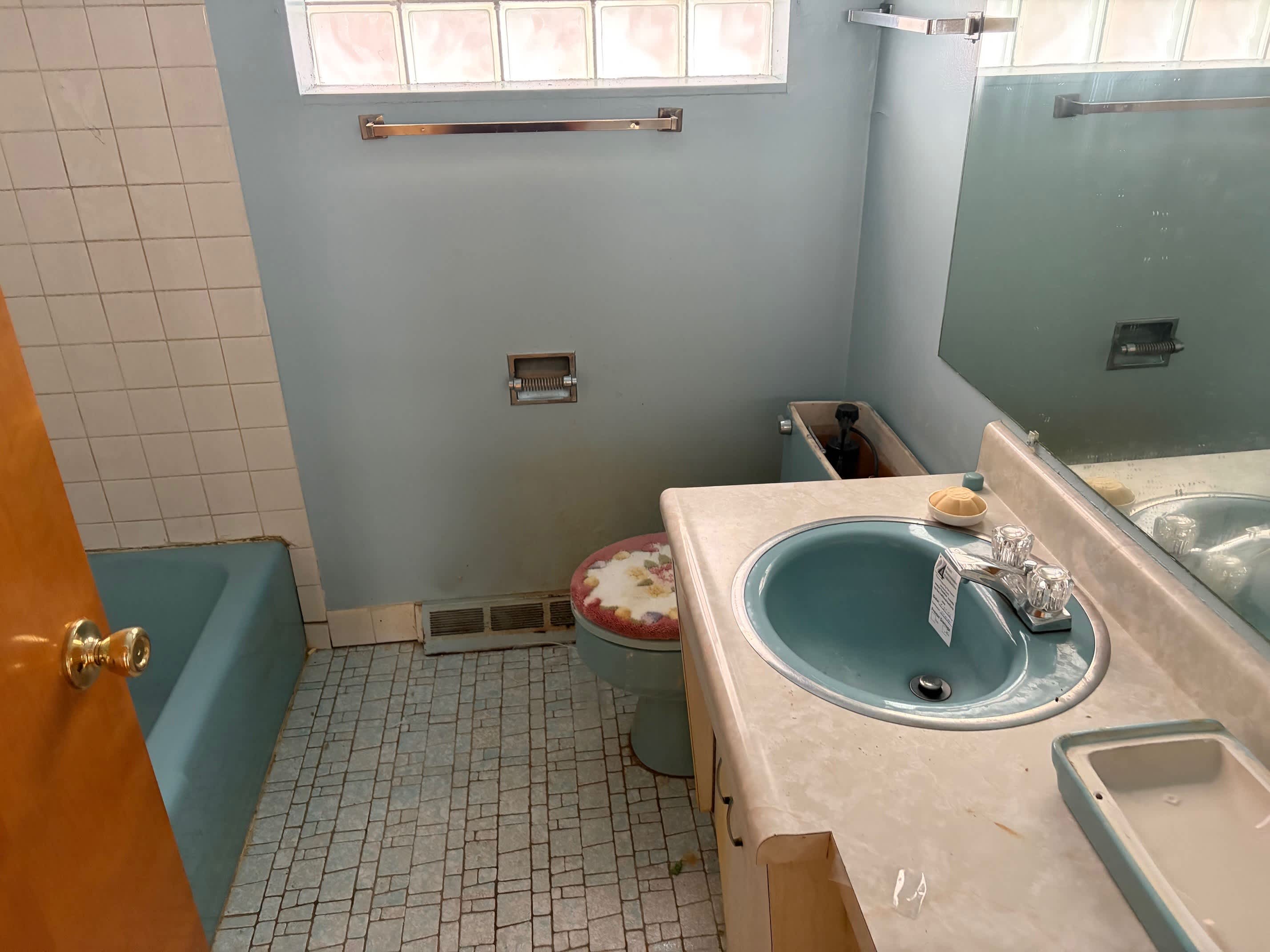 10031 S Forest Ave photo