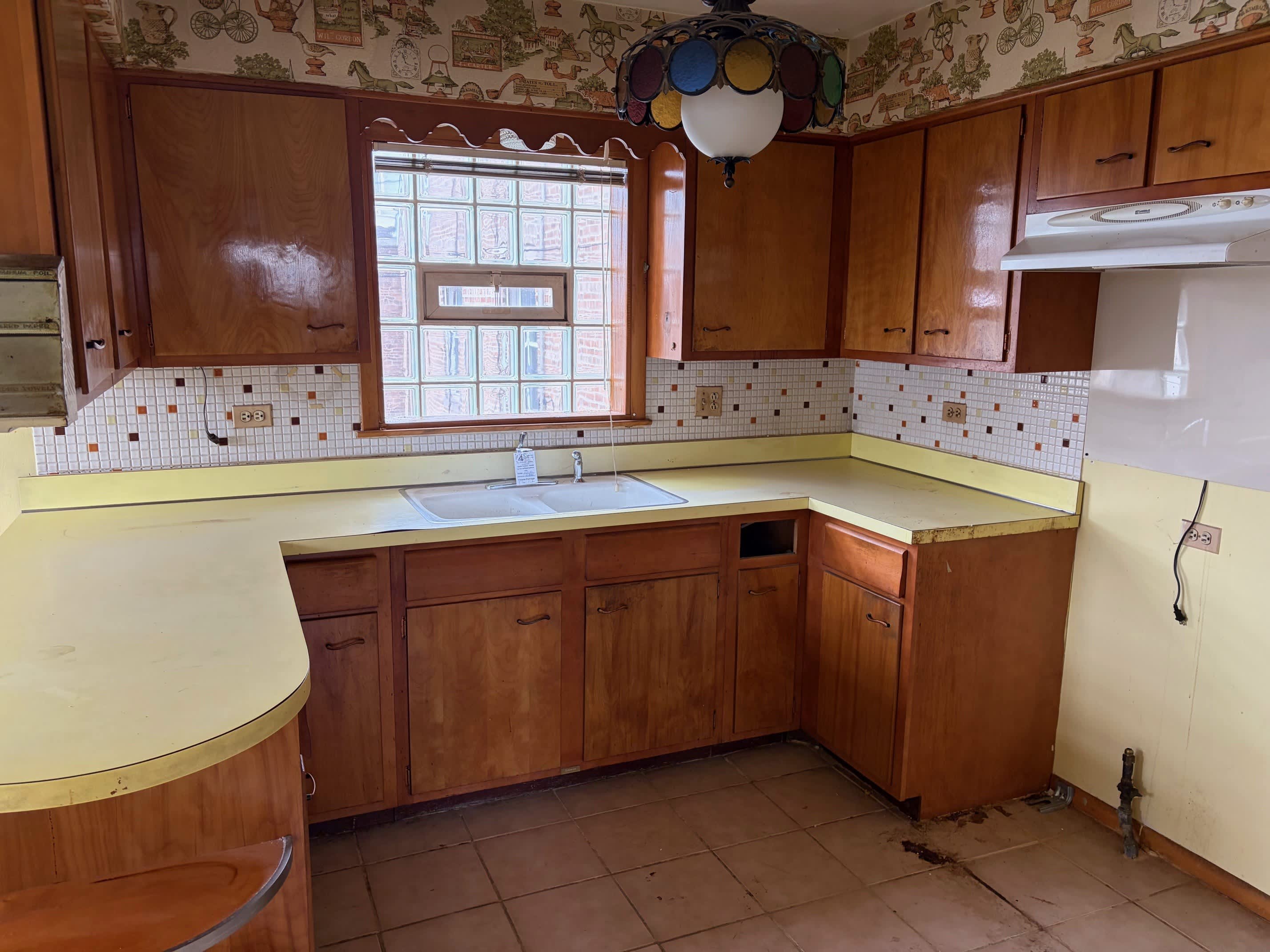 10031 S Forest Ave photo