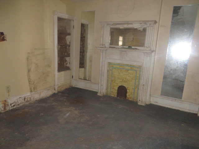 2320 Nicholas St photo