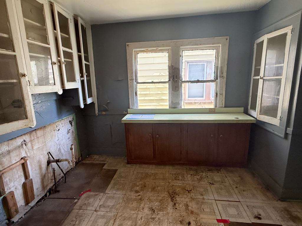 8834-36 Neal St photo
