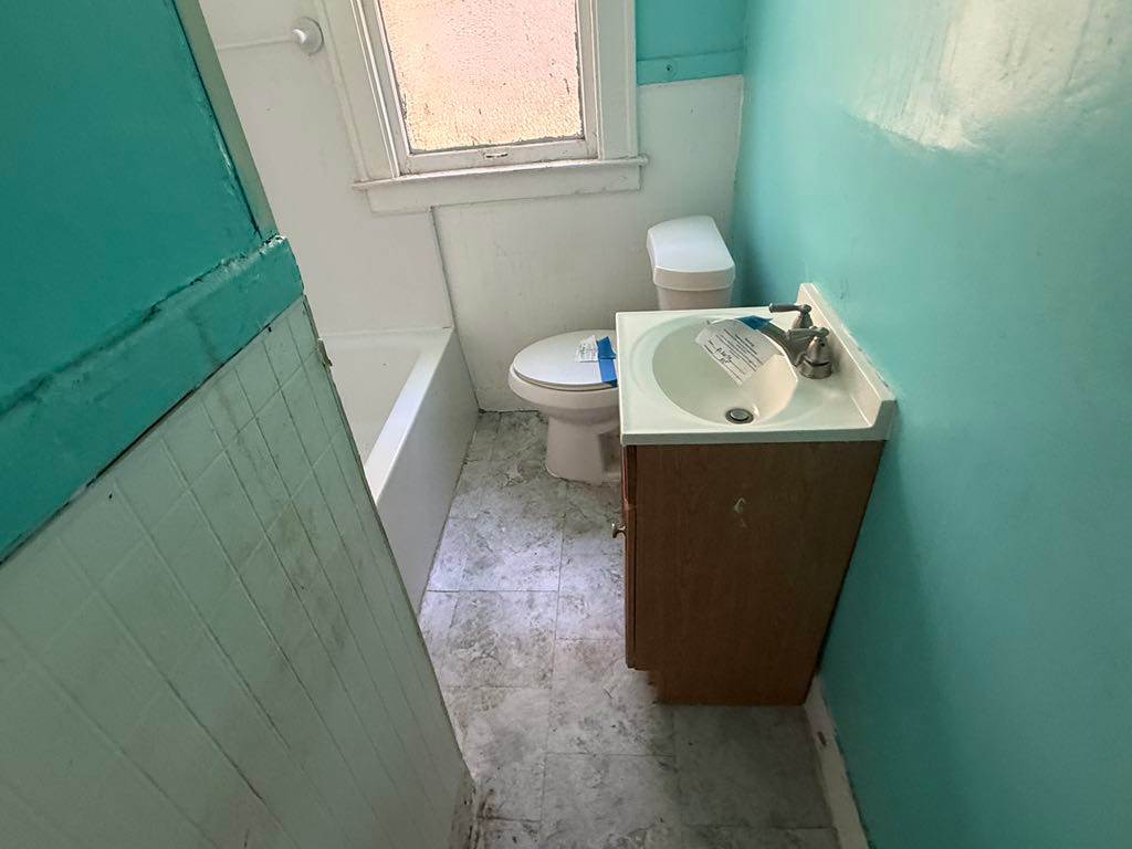 8834-36 Neal St photo